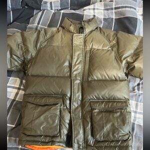 GAP down ski Jacket. Boys L